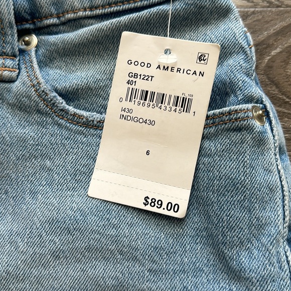 NWT Good American Denim Shorts - Picture 2 of 6